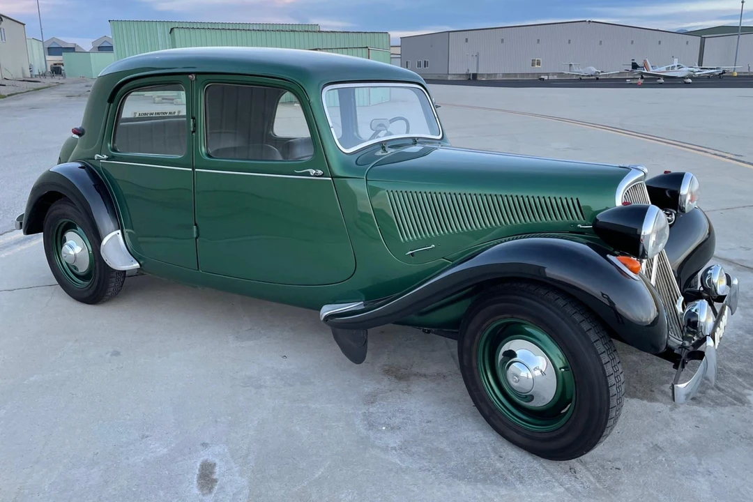 1956 Citroen Traction Avant - Image 13 of 31