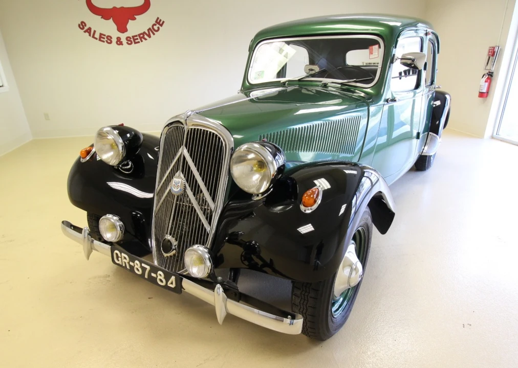 1956 Citroen Traction Avant - Image 5 of 31