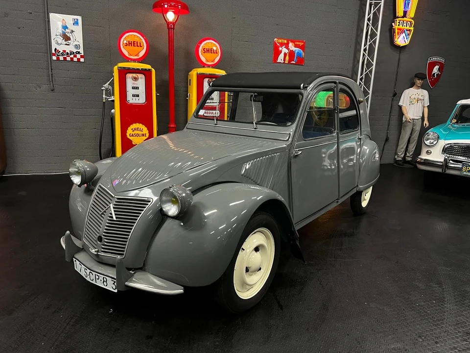 1956 Citroen 2CV - Image 2 of 30