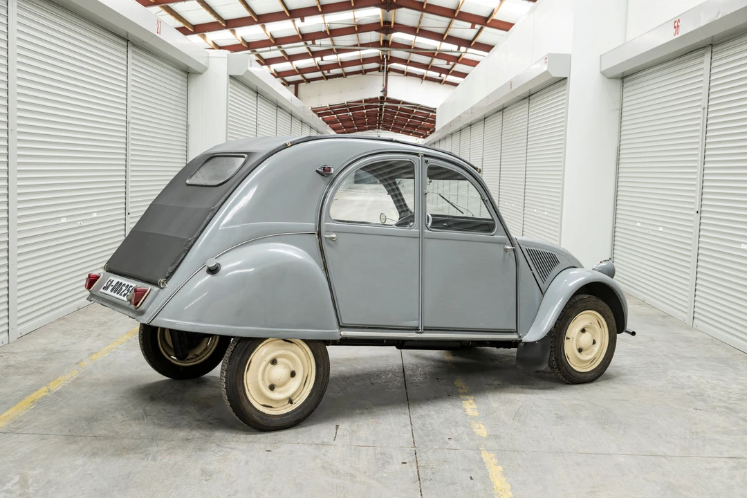 1956 Citroen 2CV - Image 2 of 28