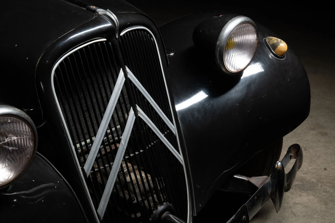 1956 Citroen Traction Avant - Image 4 of 31