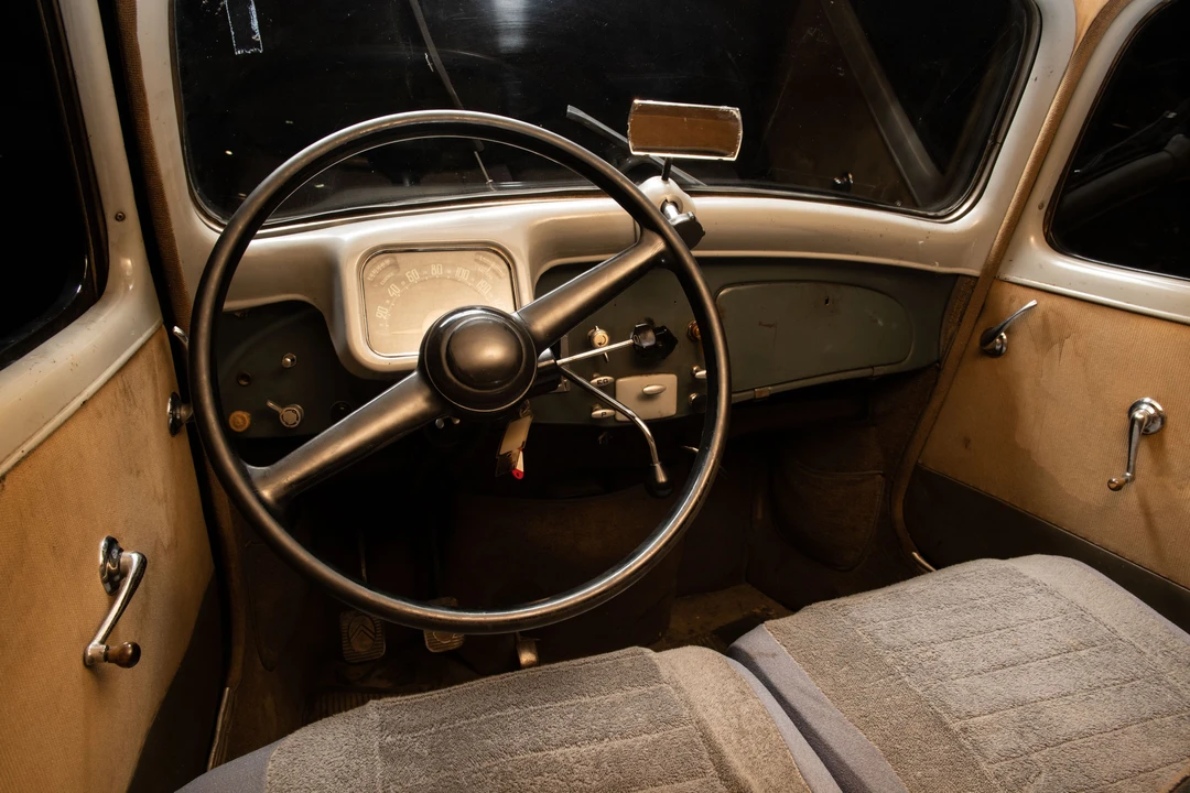 1956 Citroen Traction Avant - Image 19 of 31