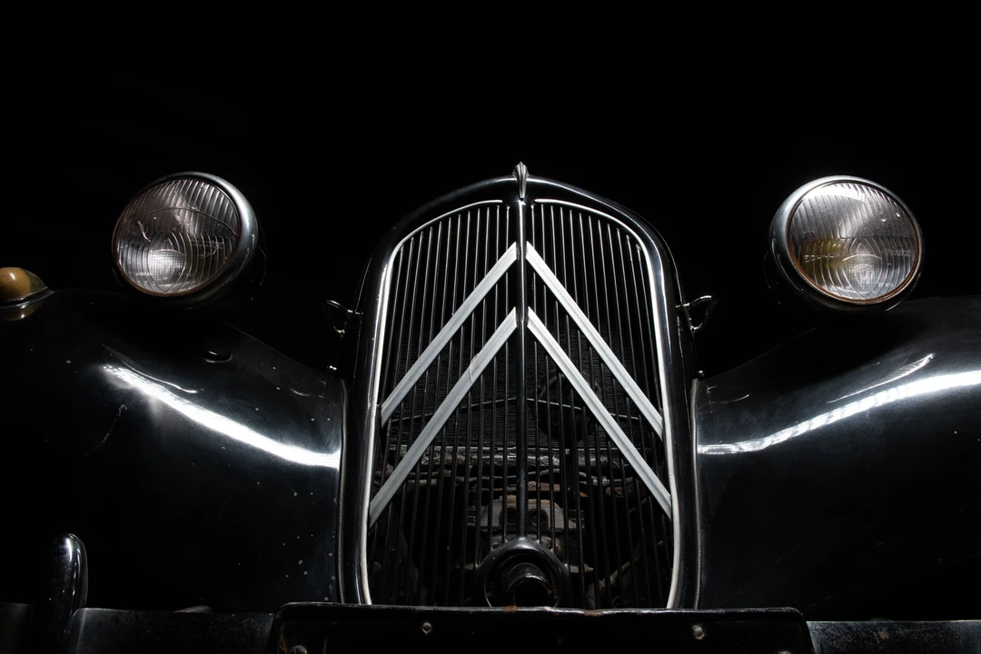 1956 Citroen Traction Avant - Image 3 of 31