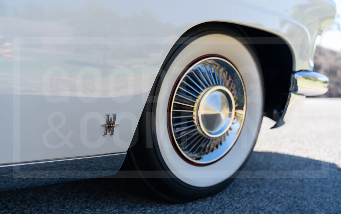 1956 Lincoln Continental - Image 11 of 17