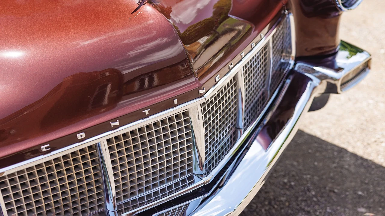 1956 Lincoln Continental Mark II - Image 28 of 31
