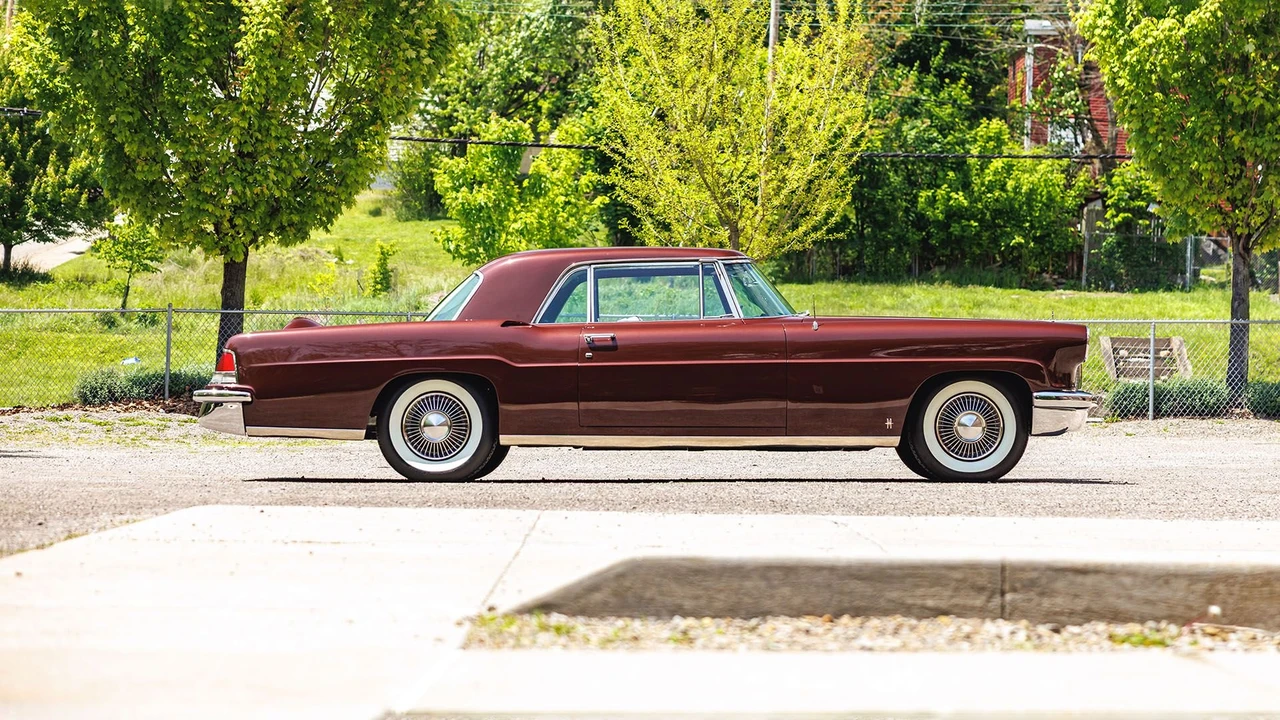 1956 Lincoln Continental Mark II - Image 18 of 31