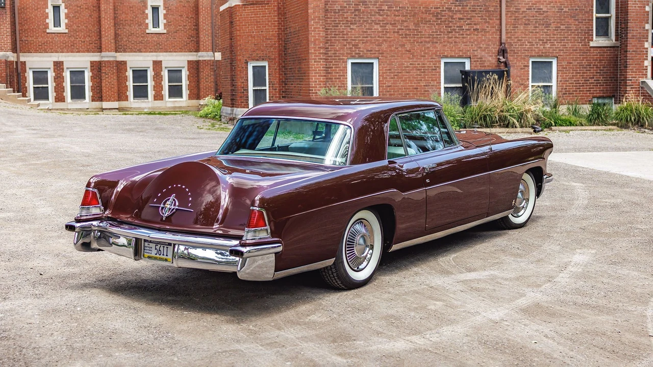 1956 Lincoln Continental Mark II - Image 19 of 31