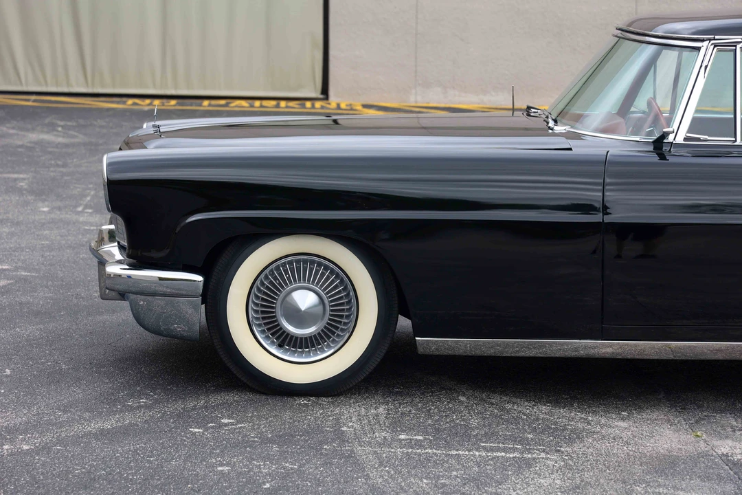 1956 Lincoln Continental Mark II - Image 22 of 31