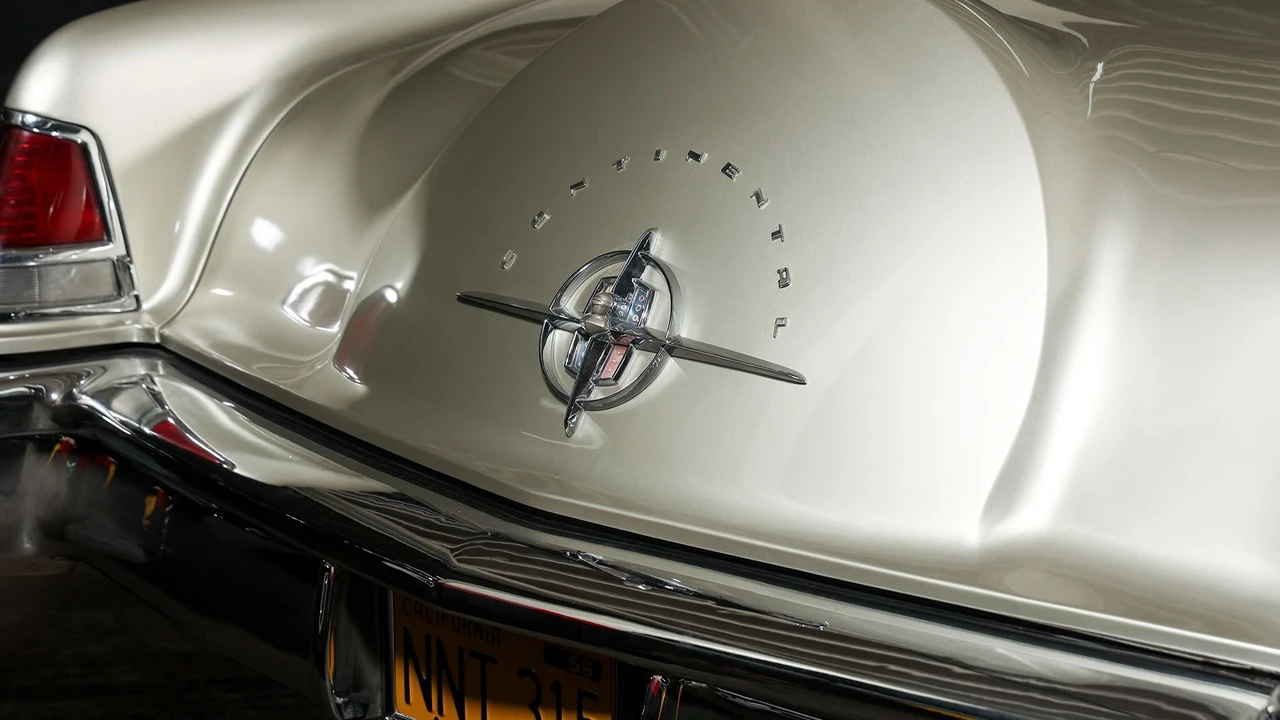 1956 Lincoln Continental Mark II - Image 27 of 31