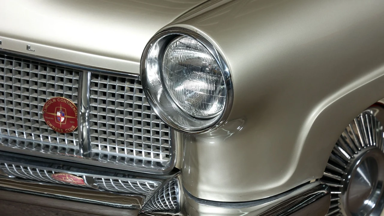 1956 Lincoln Continental Mark II - Image 15 of 31