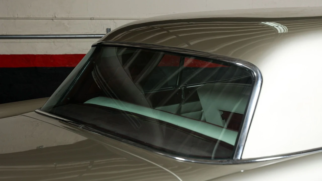 1956 Lincoln Continental Mark II - Image 28 of 31