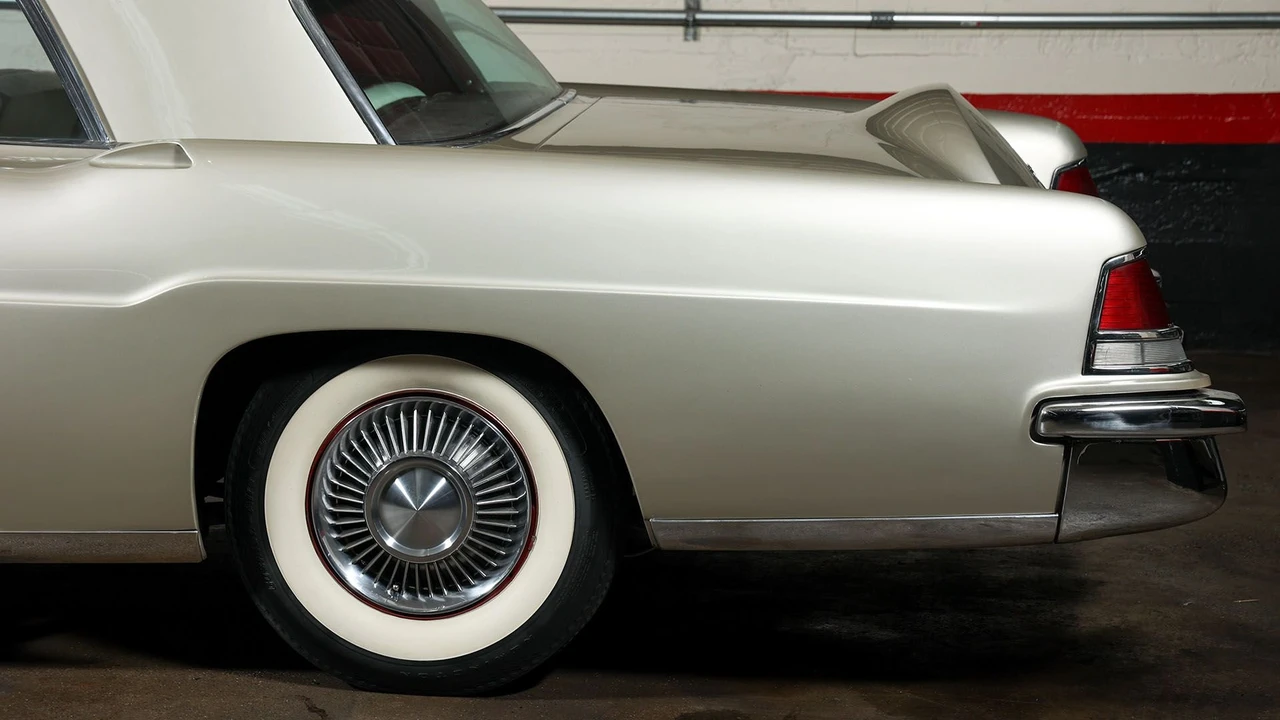 1956 Lincoln Continental Mark II - Image 24 of 31