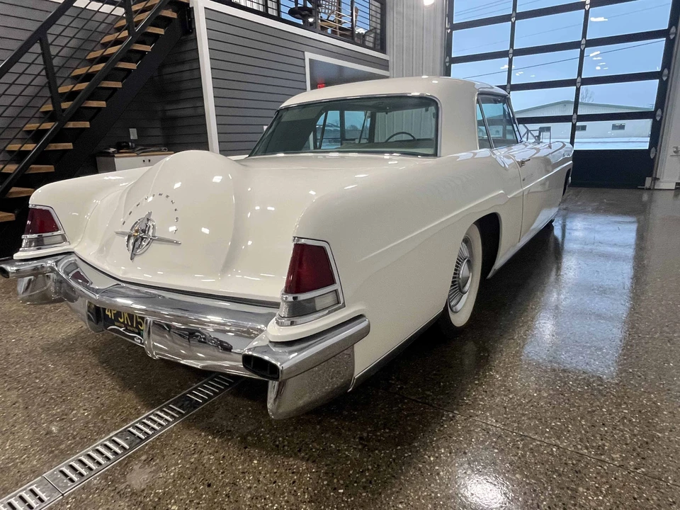 1956 Lincoln Continental Mark II - Image 4 of 31