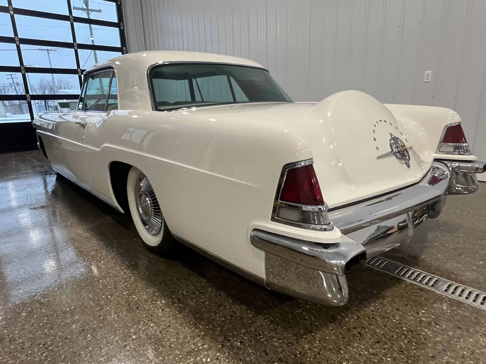 1956 Lincoln Continental Mark II - Image 6 of 31