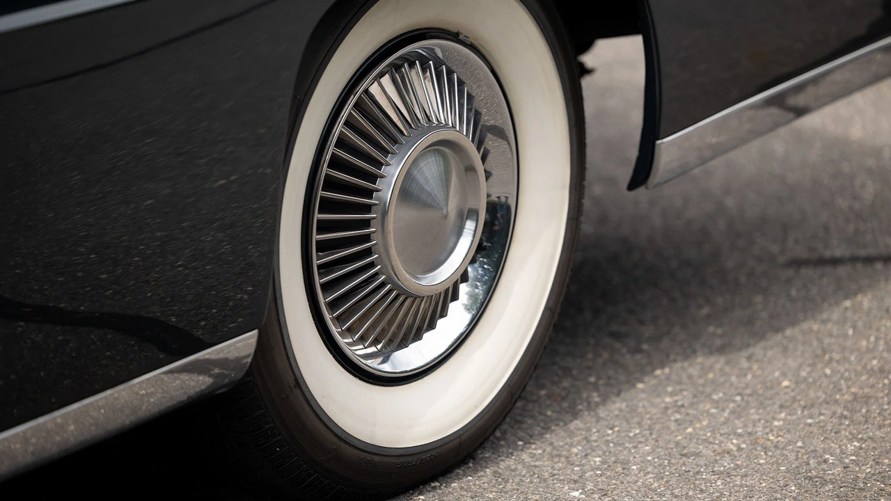 1956 Lincoln Continental Mark II - Image 8 of 20