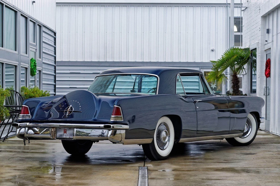 1956 Lincoln Continental Mark II - Image 8 of 9