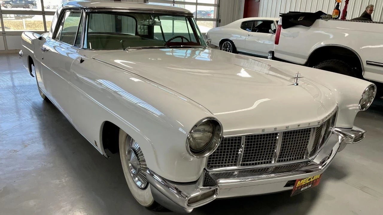1956 Lincoln Continental Mark II - Image 11 of 12