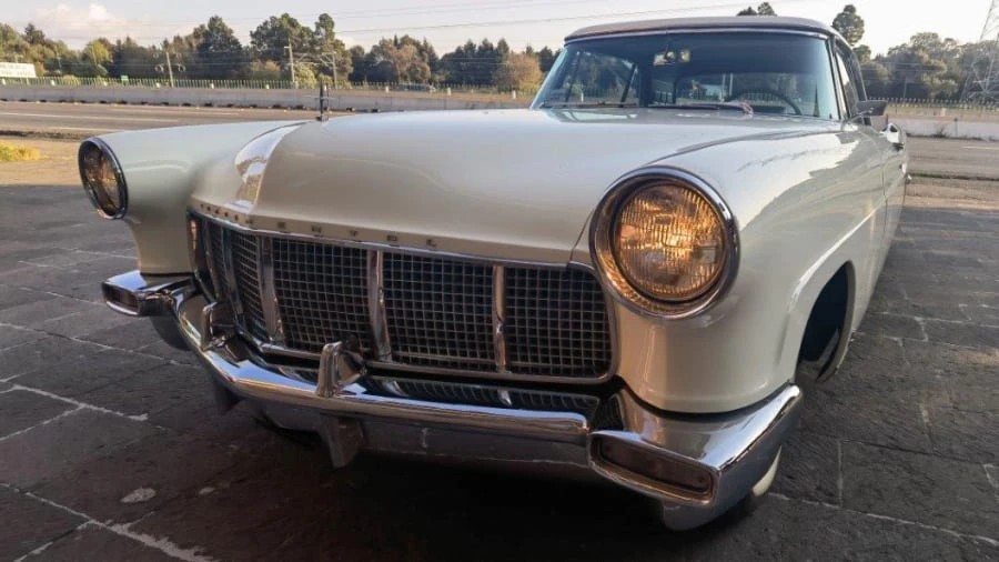 1956 Lincoln Continental Mark II - Image 10 of 17