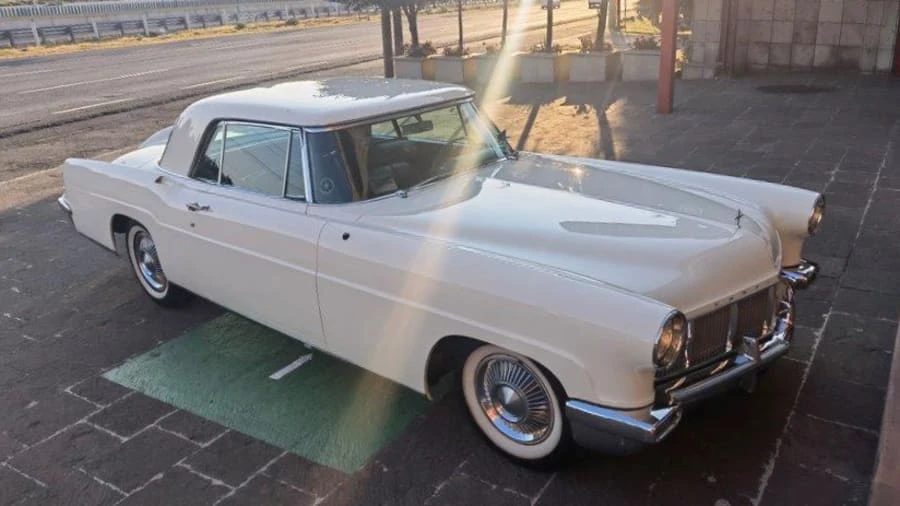 1956 Lincoln Continental Mark II - Image 16 of 17