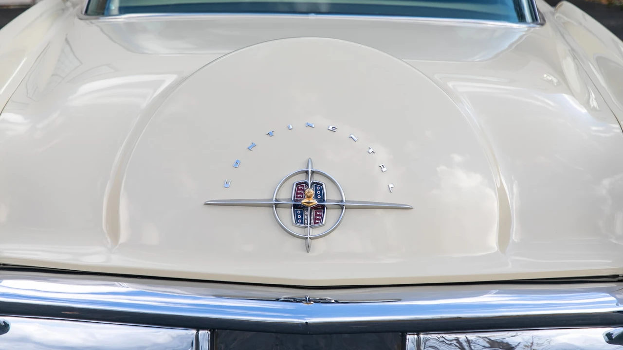 1956 Lincoln Continental Mark II - Image 11 of 14