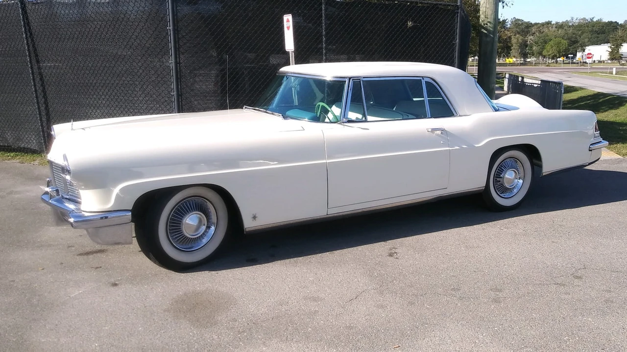 1956 Lincoln Continental Mark II - Image 8 of 10