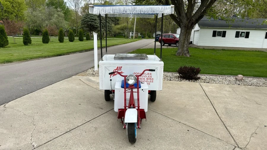 1956 Cushman Eagle - Image 4 of 10