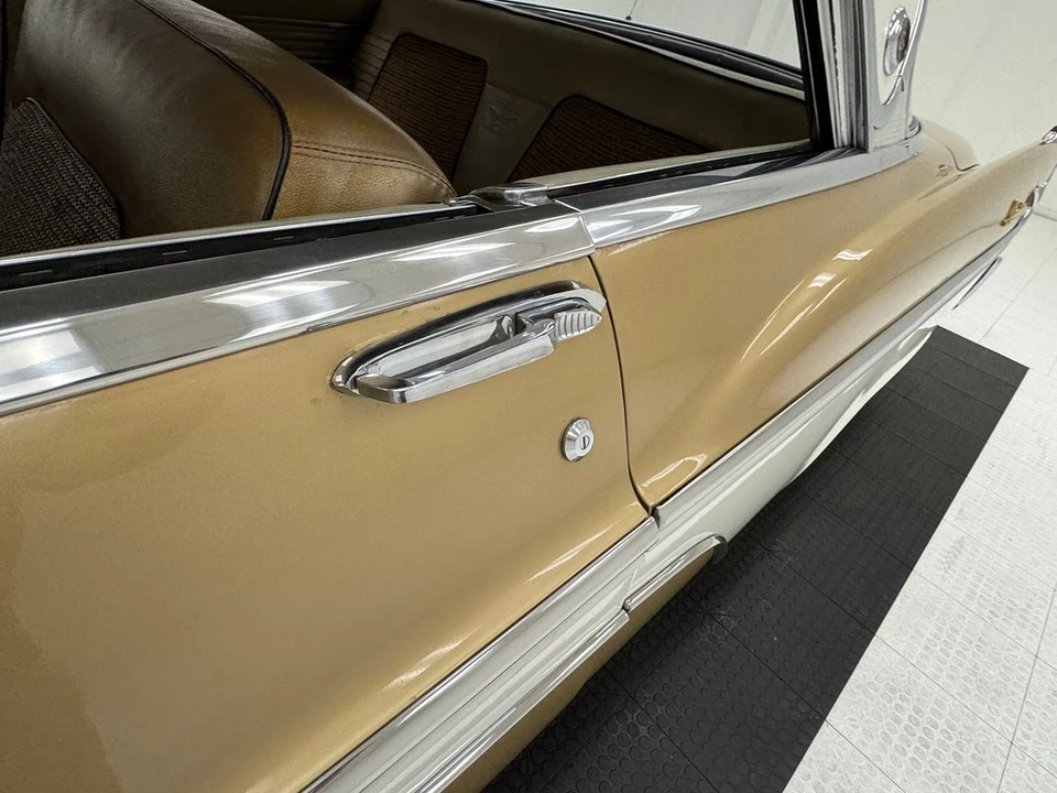1956 DeSoto Firedome - Image 18 of 31