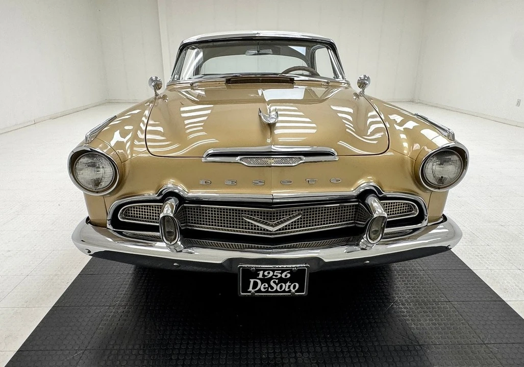 1956 DeSoto Firedome - Image 8 of 31