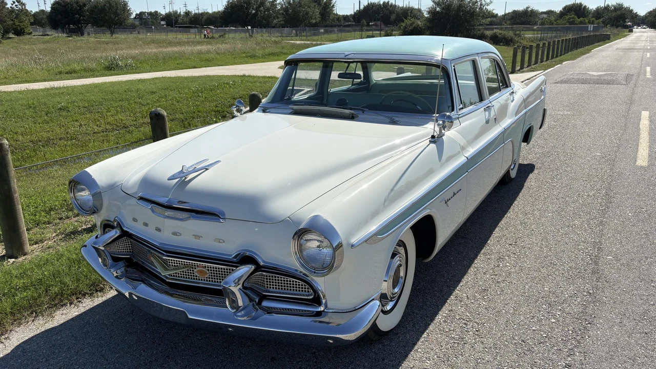 1956 DeSoto Firedome - Image 21 of 31