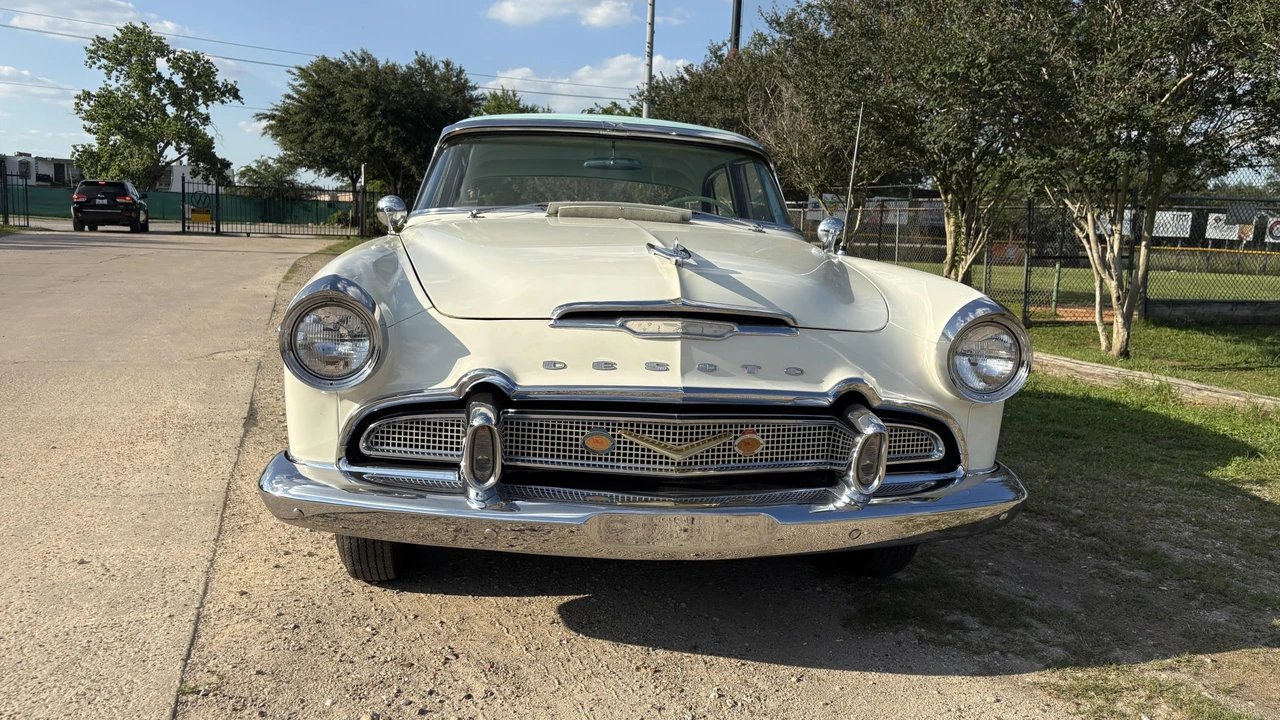 1956 DeSoto Firedome - Image 19 of 31
