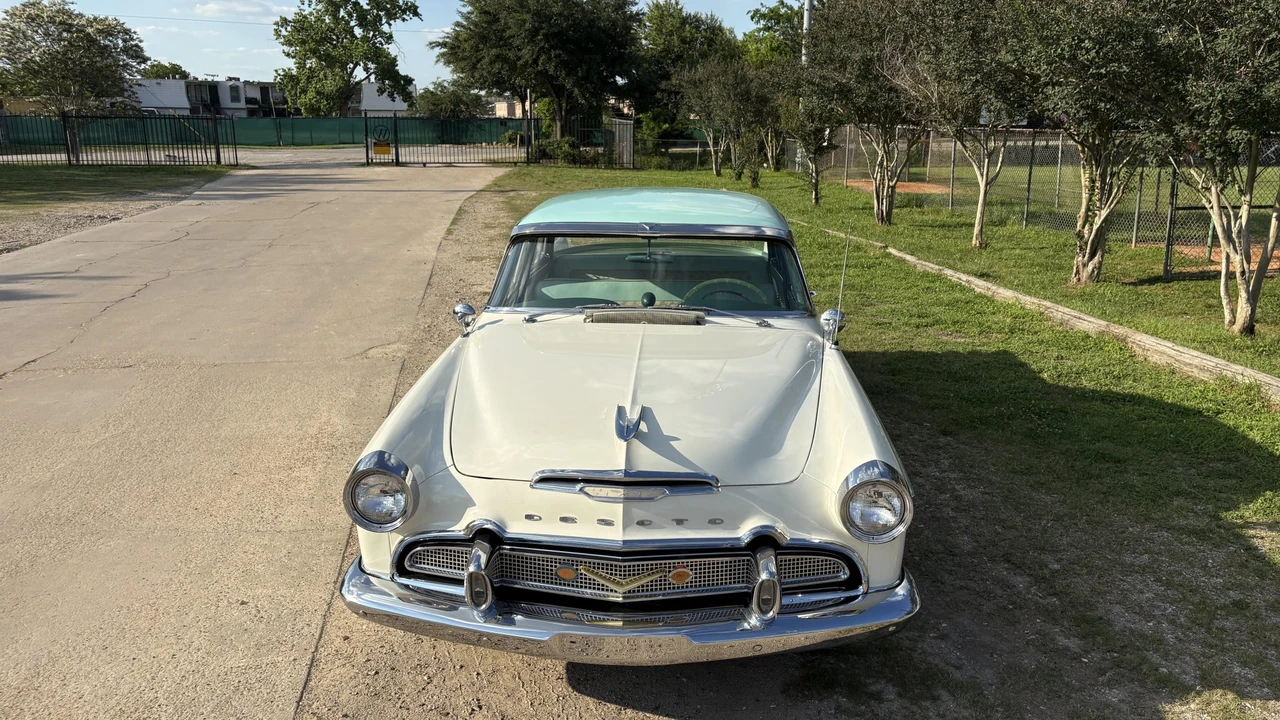 1956 DeSoto Firedome - Image 20 of 31