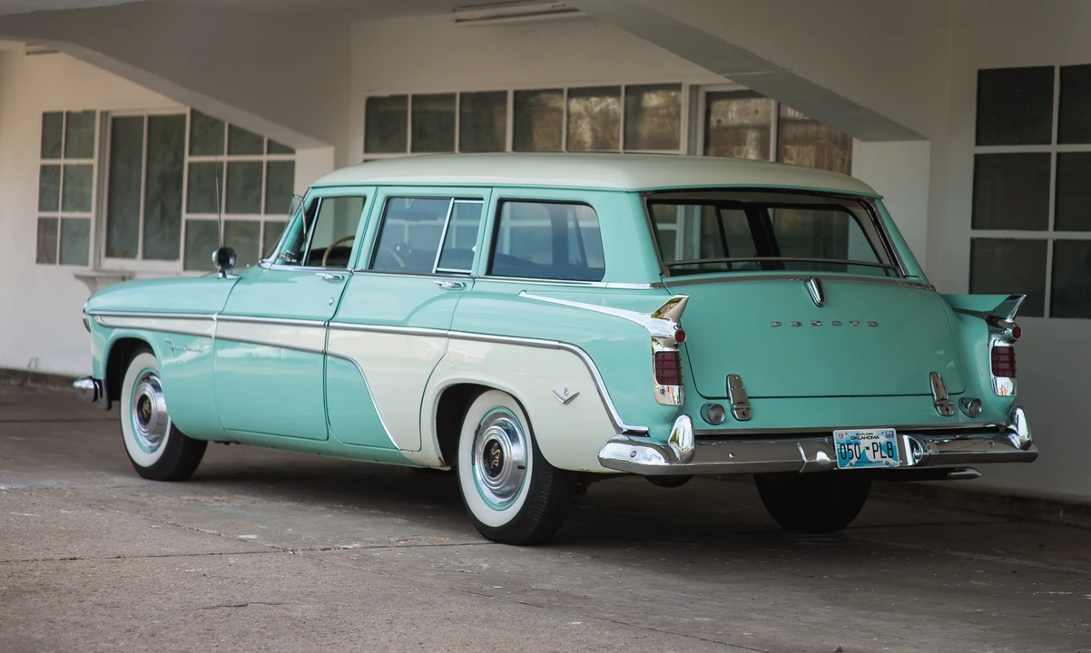 1956 DeSoto Firedome - Image 18 of 31
