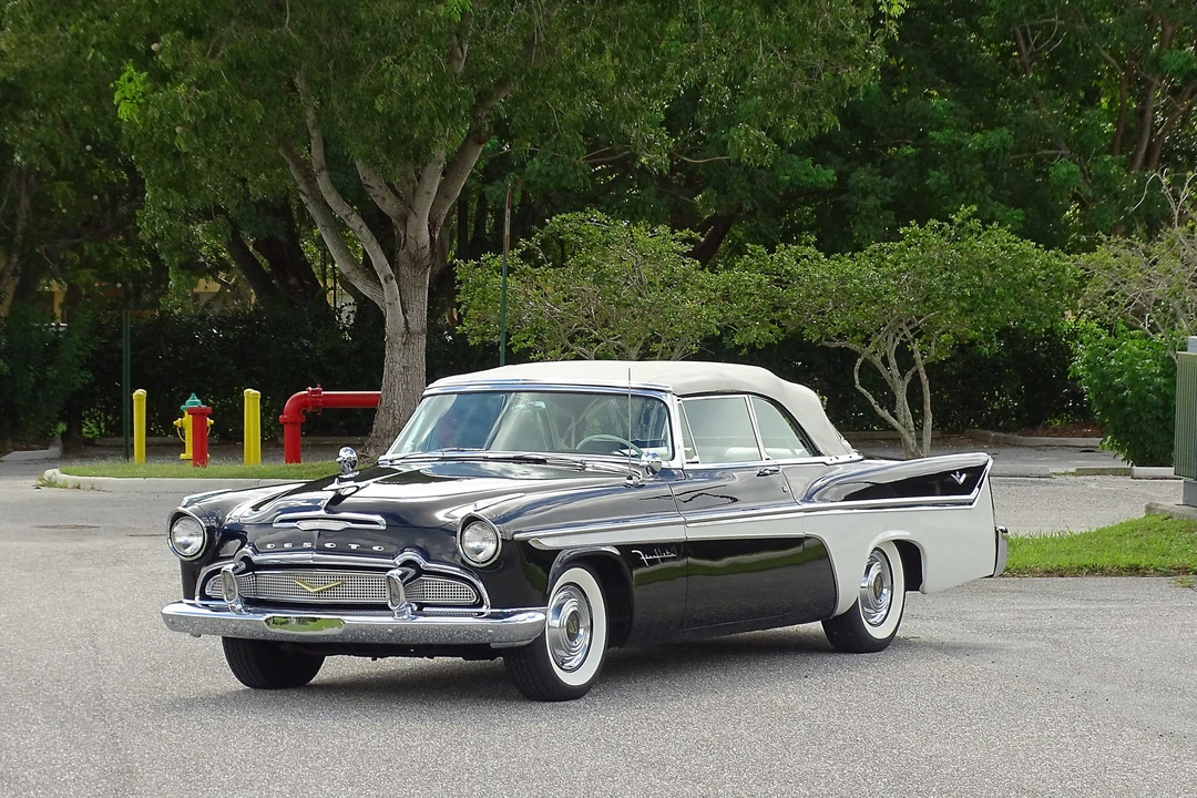 1956 DeSoto Fireflite - Image 4 of 31