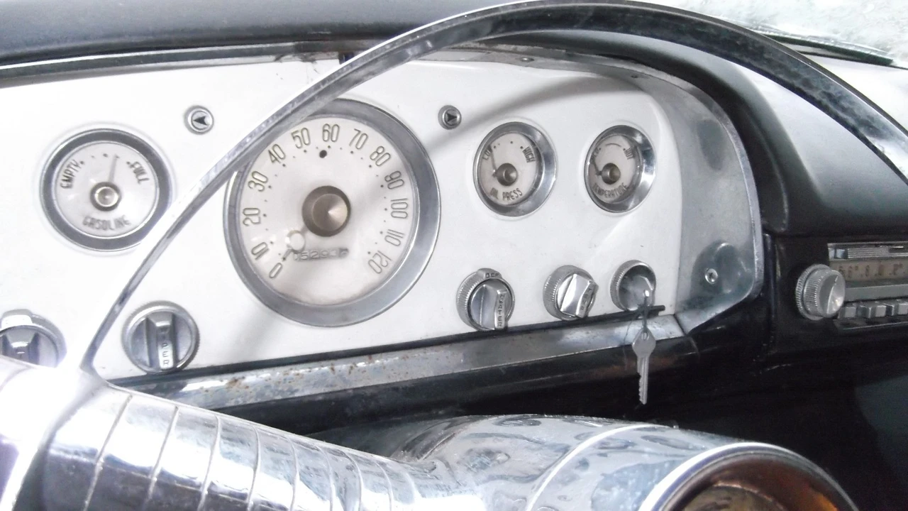 1956 DeSoto Firedome - Image 8 of 11