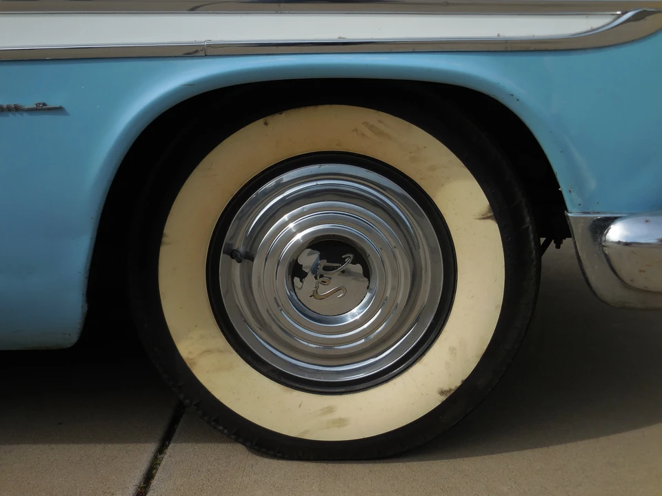 1956 DeSoto Firedome - Image 19 of 31