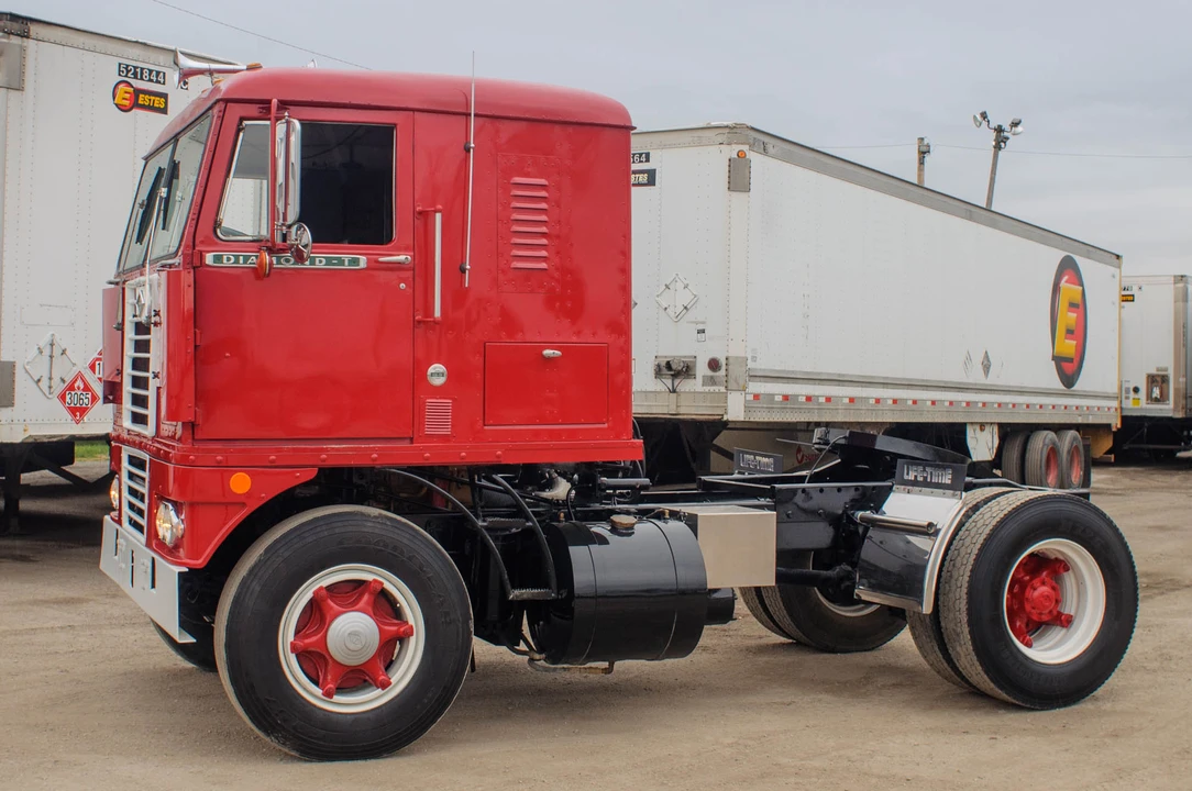 1956 Diamond T - Image 17 of 31