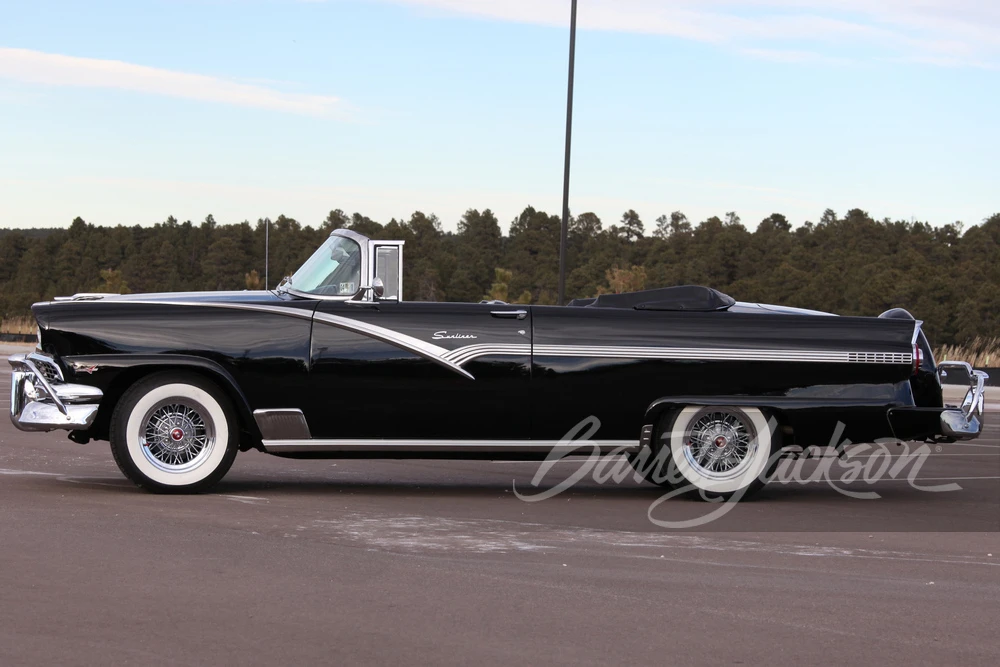 1956 Ford Fairlane 1st Gen - Image 15 of 20