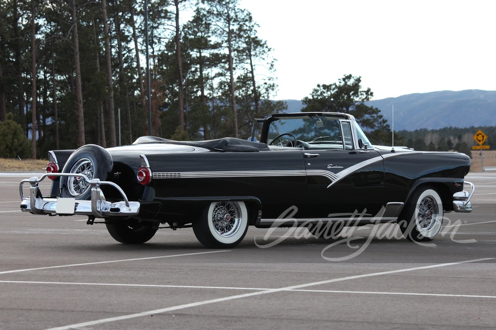 1956 Ford Fairlane 1st Gen - Image 19 of 20