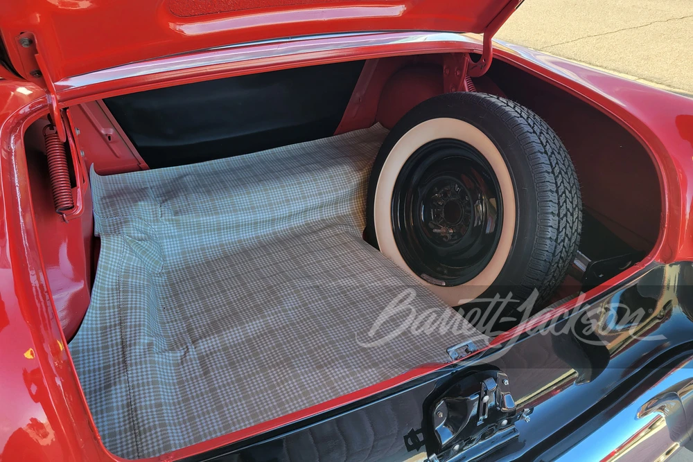 1956 Ford Fairlane 1st Gen - Image 4 of 10
