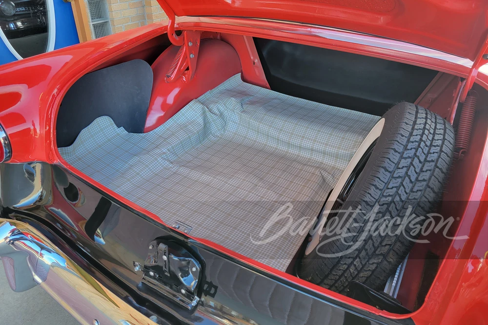 1956 Ford Fairlane 1st Gen - Image 6 of 10