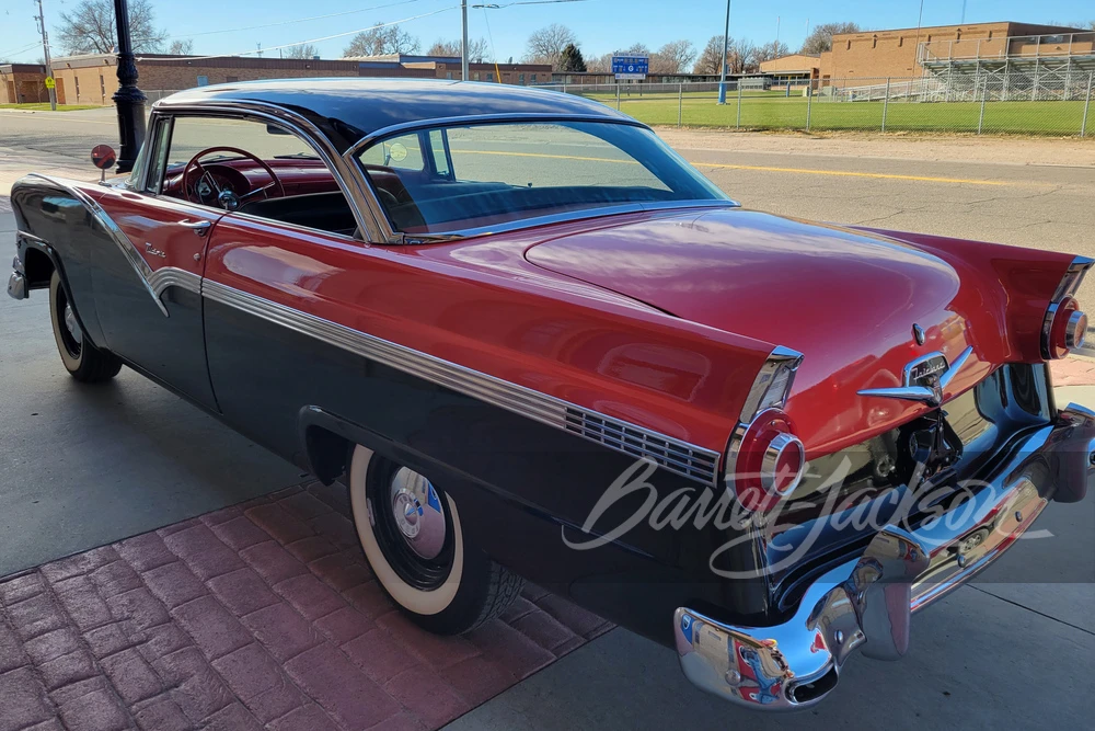 1956 Ford Fairlane 1st Gen - Image 9 of 10