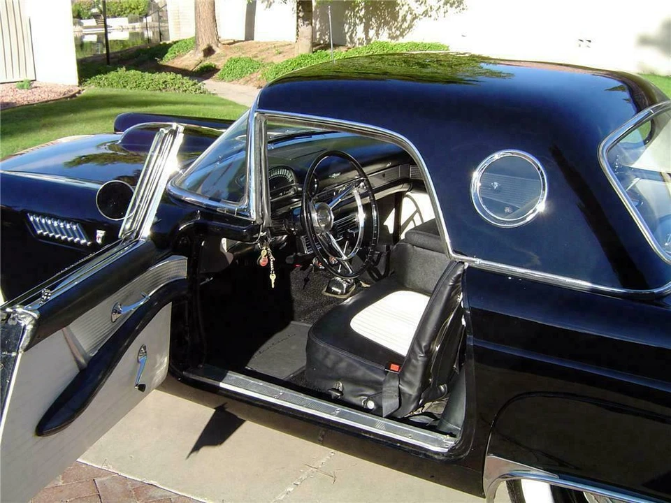 1956 Ford Thunderbird 1st Gen - Image 4 of 5