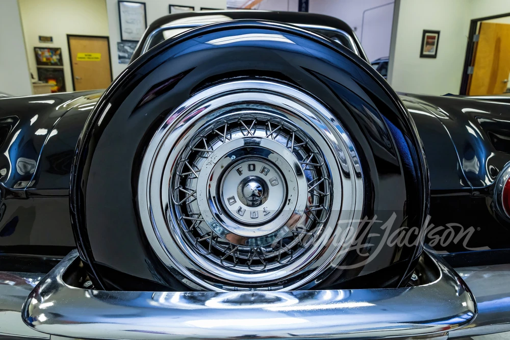 1956 Ford Thunderbird 1st Gen - Image 26 of 31