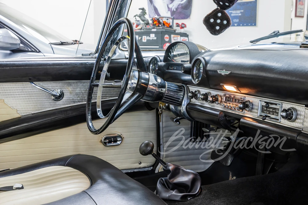 1956 Ford Thunderbird 1st Gen - Image 27 of 31