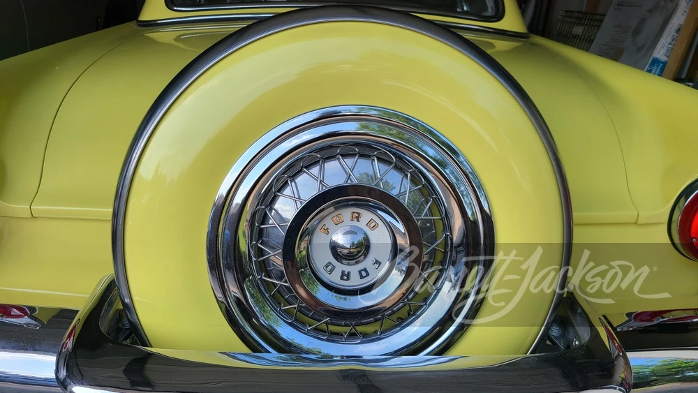 1956 Ford Thunderbird 1st Gen - Image 17 of 18
