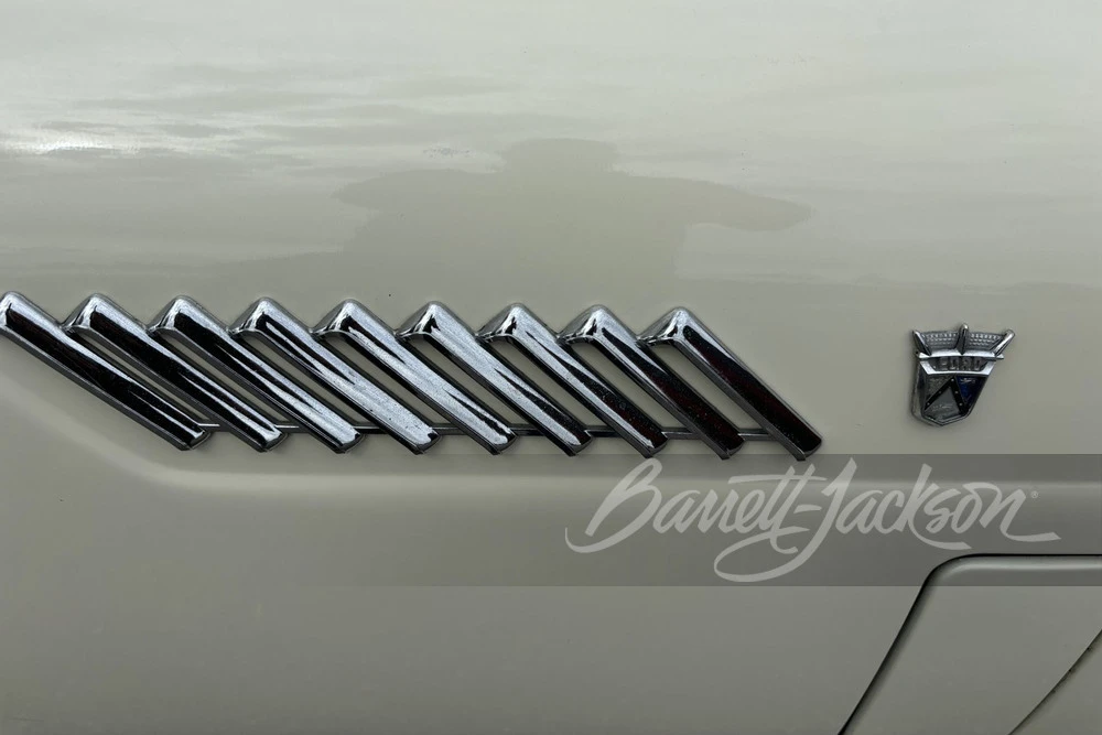 1956 Ford Thunderbird 1st Gen - Image 22 of 24