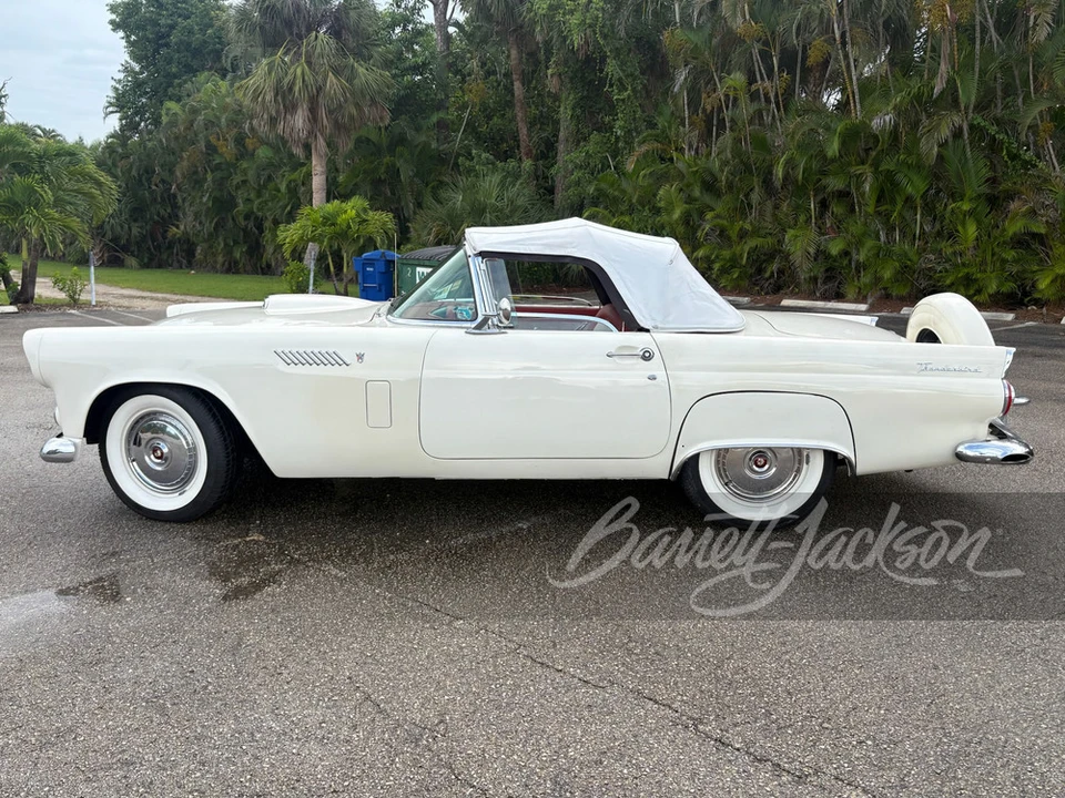 1956 Ford Thunderbird 1st Gen - Image 19 of 31