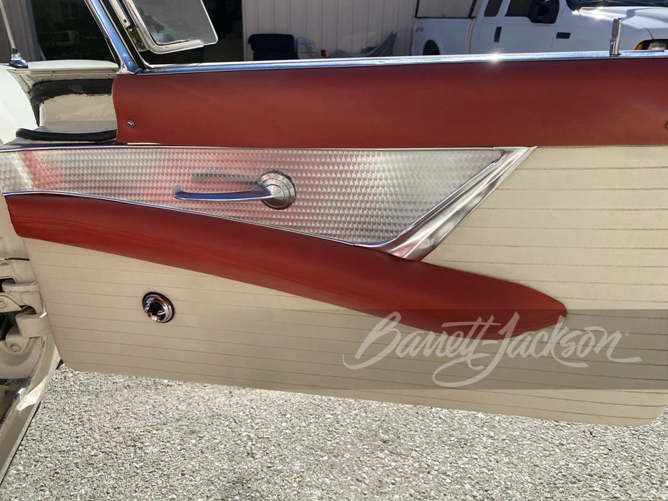 1956 Ford Thunderbird 1st Gen - Image 20 of 31