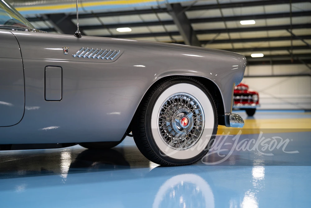 1956 Ford Thunderbird 1st Gen - Image 27 of 31
