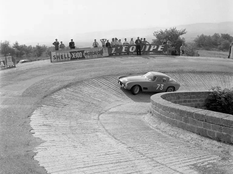 1956 Ferrari 250 - Image 4 of 31